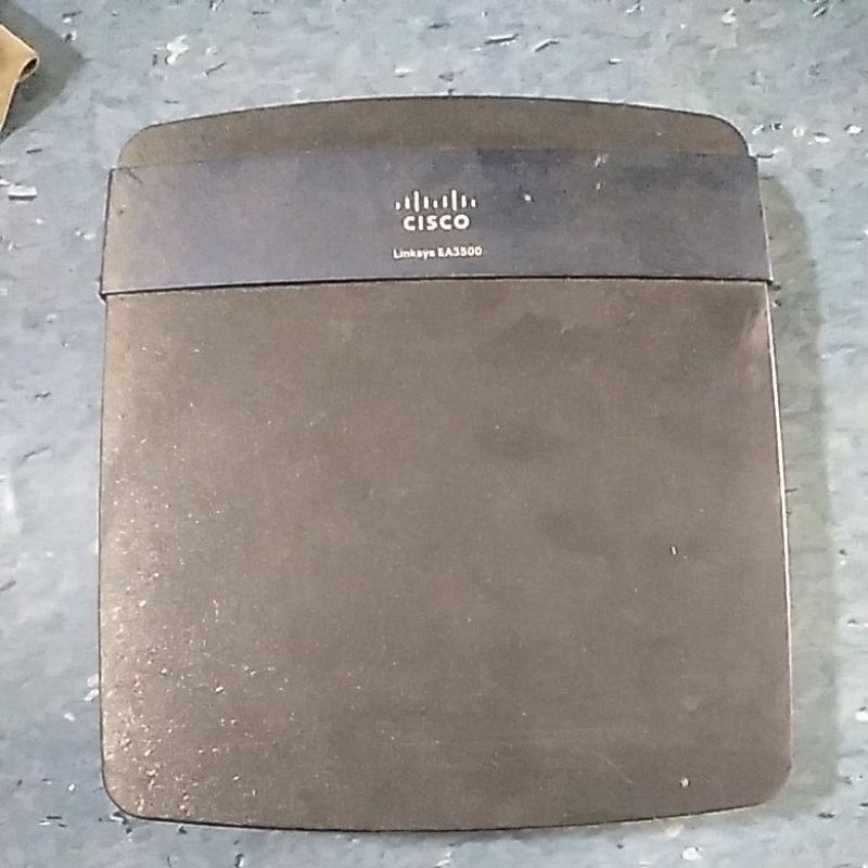 CISCO Linksys EA2700 dual-band