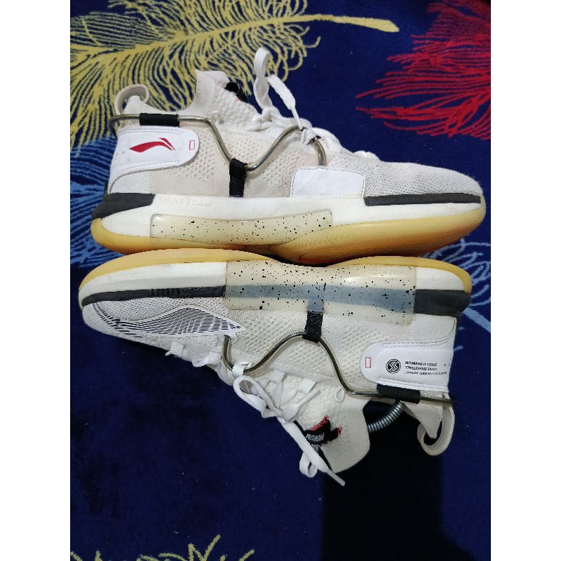 Sepatu Basket Lining Original