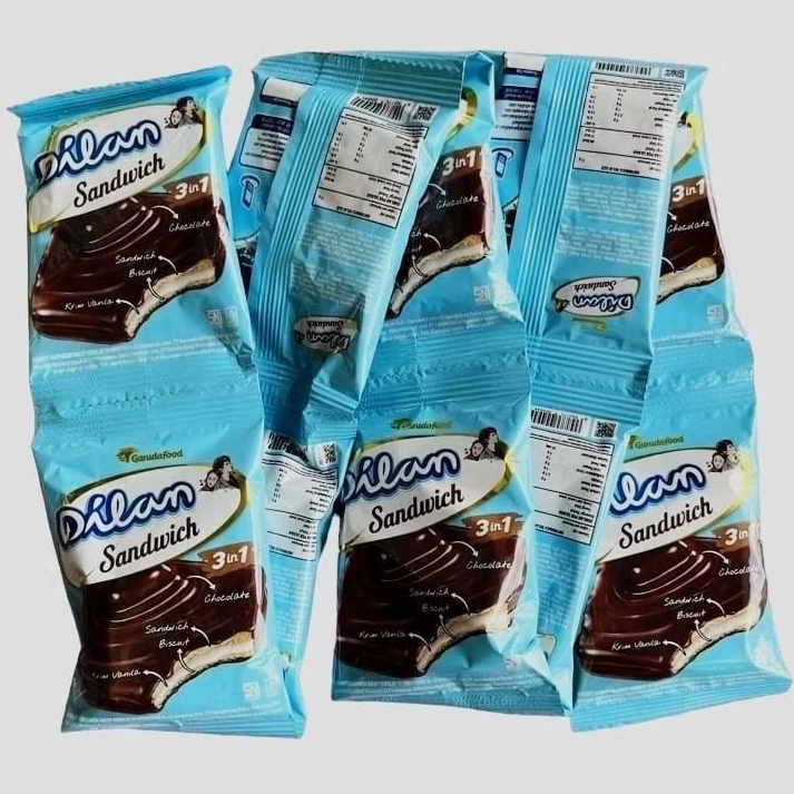 

(RENCENG) DILAN Sandwich Biskuit 3in1 Cream Vanilla 16gr Isi 10Pcs