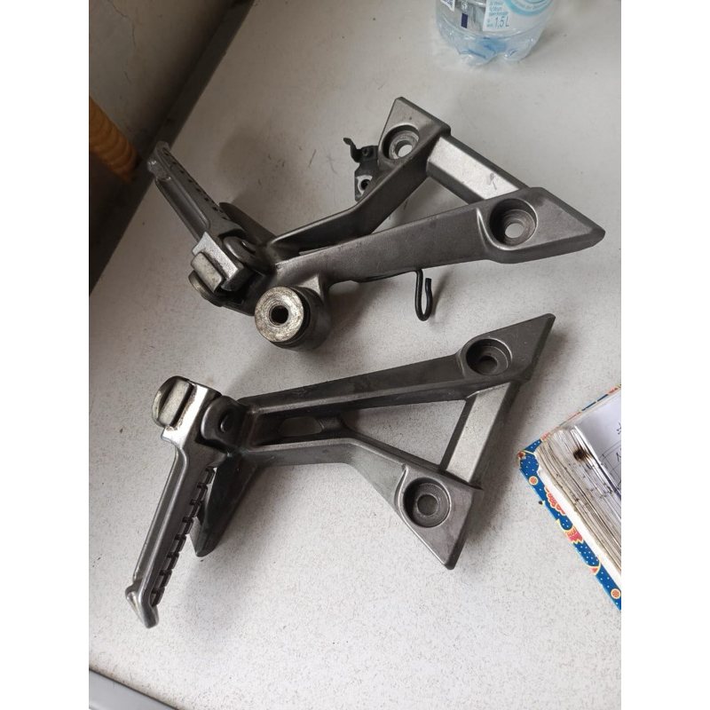 POSTEP FOSTEP BELAKANG NINJA 250 FI ORI COPOTAN