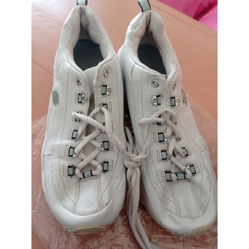 sepatu super jonggol