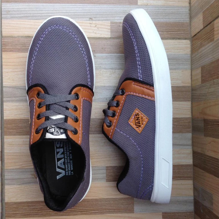 Sepatu Sneakers Pria Dewasa Sepatu CASUAL SPORT UNISEX Tali Sneakers CASUAL