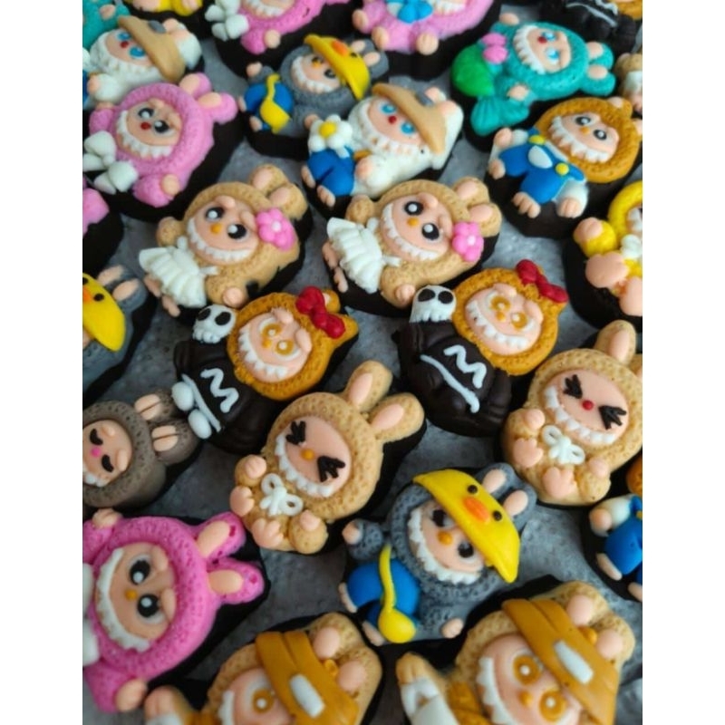 

Ready Coklat Karakter Labubu viral Coklat Karakter Premium Labubu toples