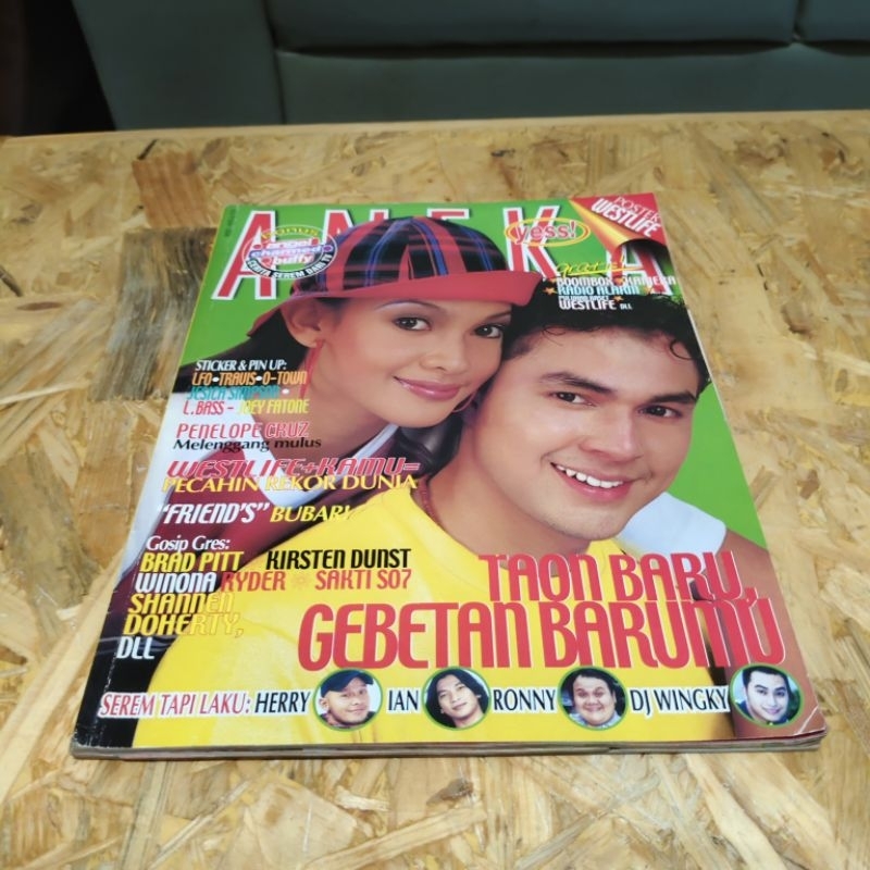 Majalah Aneka Yess No.1 2002