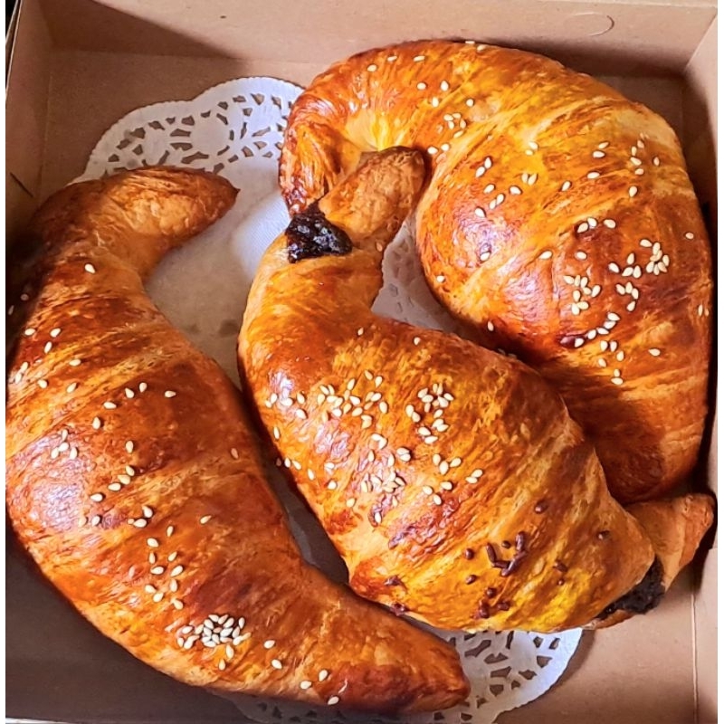 

CROISSANT PLAIN / COKLAT ISI 3