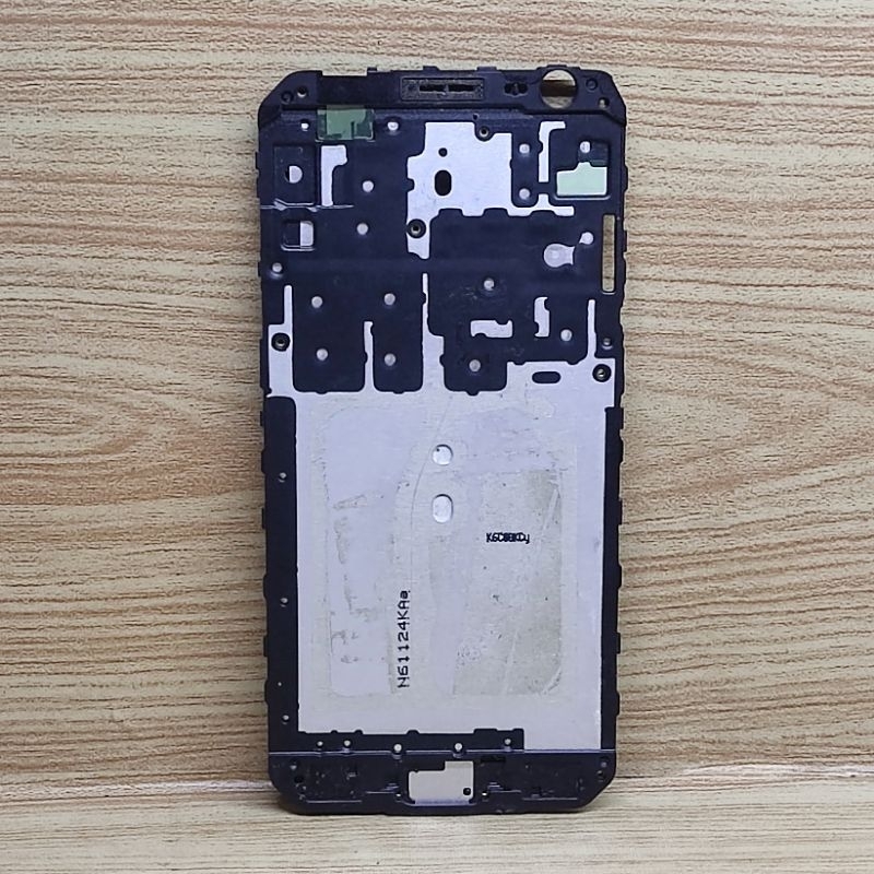 Middle Frame / Tatakan Lcd Samsung J3 2016 / J320  Copotan Mulus