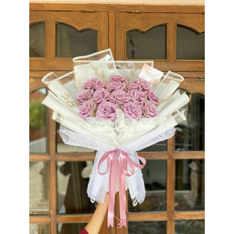 

Buket Mawar Premium 15 Tangkai Ukuran Large (Pre Order)