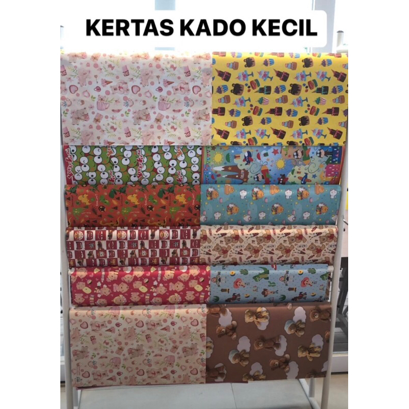 

KERTAS KADO SMALL MEDIUM
