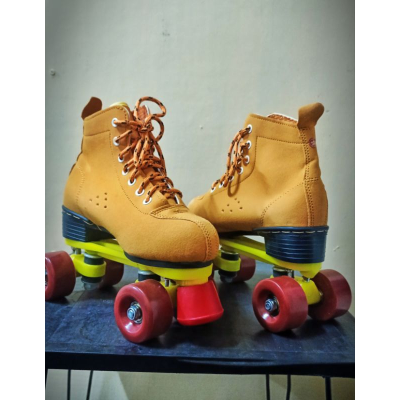 sepatu roda quad import dice suede PU karet orange kuniang untuk anak2 dan remaja dewasa ukuran 34-3