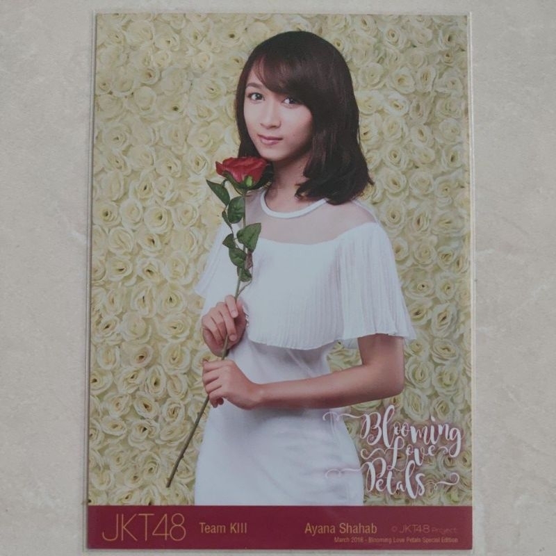 photopack ayana blooming love petals jkt48