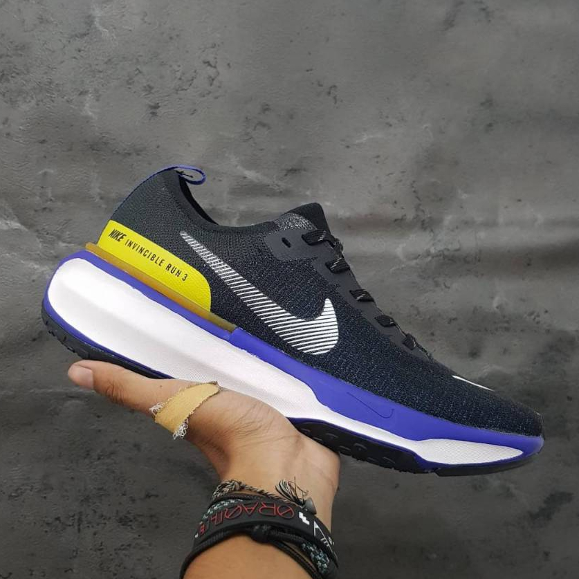 Sepatu Sneakers ZoomX Invincible Run Flyknit