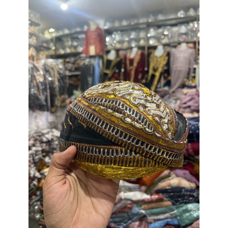 blangkon modang prada | blangkon solo | blangkon modang | solo modang | blangkon prada | blangkon mo