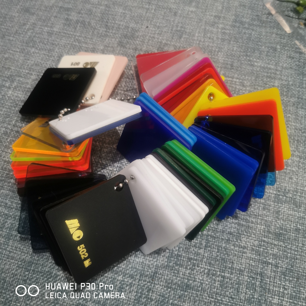 

Akrilik Marga Cipta Warna 2mm lembaran 92 x 61cm