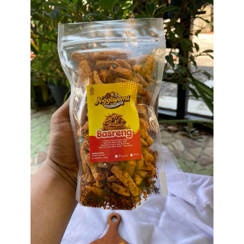 

Basreng stick Pedas Premium 130 gr Daun Jeruk Pedas Viral Termurah Terenak