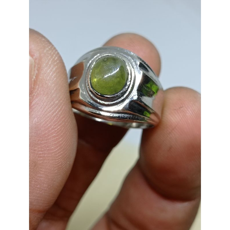 Natural green sapphire afrika