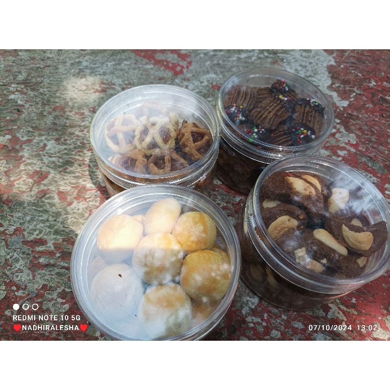 

Kue kering/cookies kemasan 300ml/toples tabung 300ml