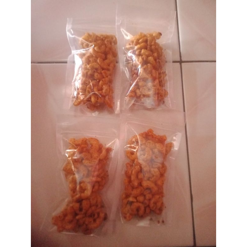 

Makaroni Goreng// ukuran mini isi 40gr