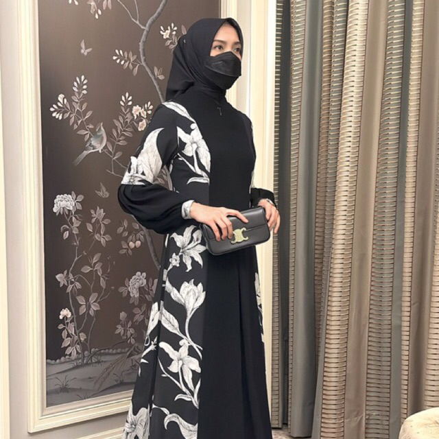 Madeira - Laura Dress (Bunga Besar)