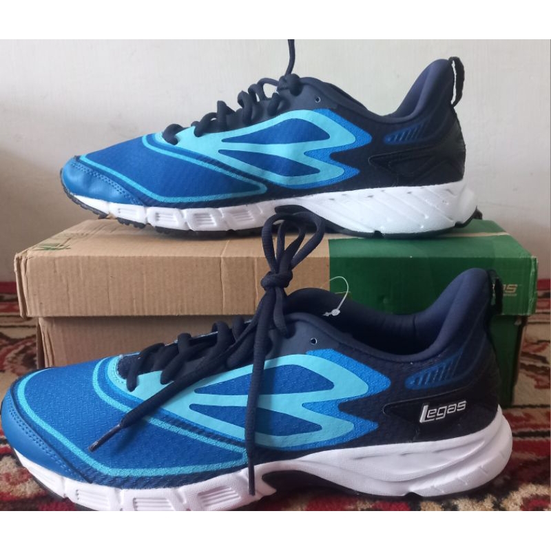 sepatu running / lari legas philion original