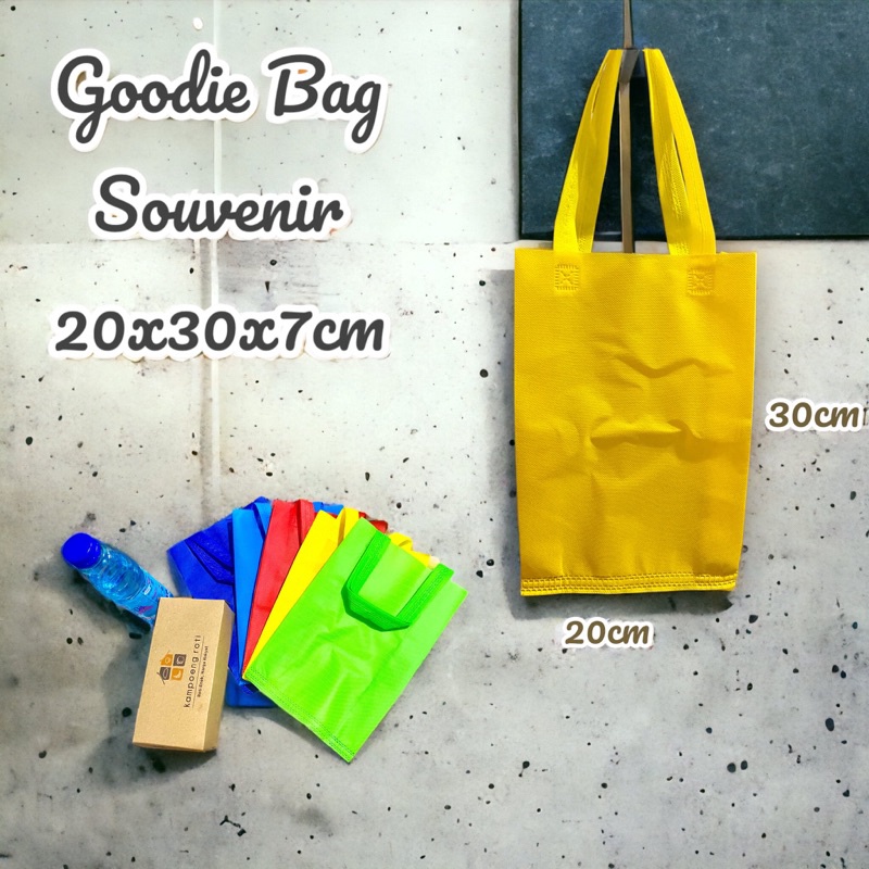 

1 LUSIN 12 PCS Goodie Bag Souvenir Hajatan 2x3x7cm Tas Bingkisan Tas Snack Nikahan Tas Souvenir Wedding Tas Spunbond Kecil Tas Hampers Wedding Goodie Bag Wedding Tas Bingkisan Tas Spunbond Tas Ramah lingkungan