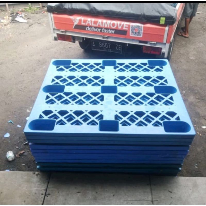 

MilL Palet Plastik SECOND Palet Plastik 12010014