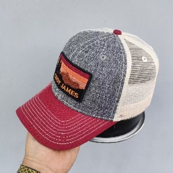 Topi jaring trucker 3 warna brand CODY JAMES
