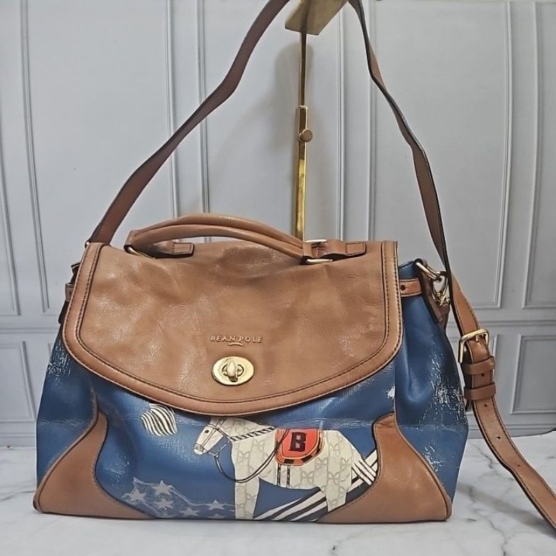 Preloved Sling Bag Bean Pole Genuine Leather