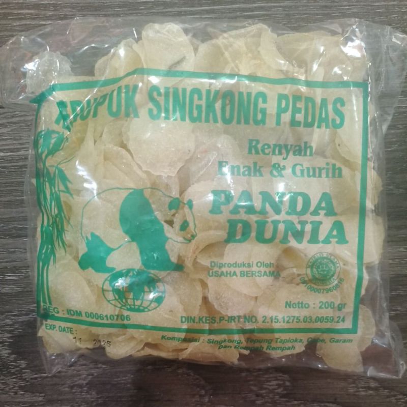 

Kerupuk Singkong Pedas Cap Panda 200gram / Keripik Camilan Pedas Ubi Cabe