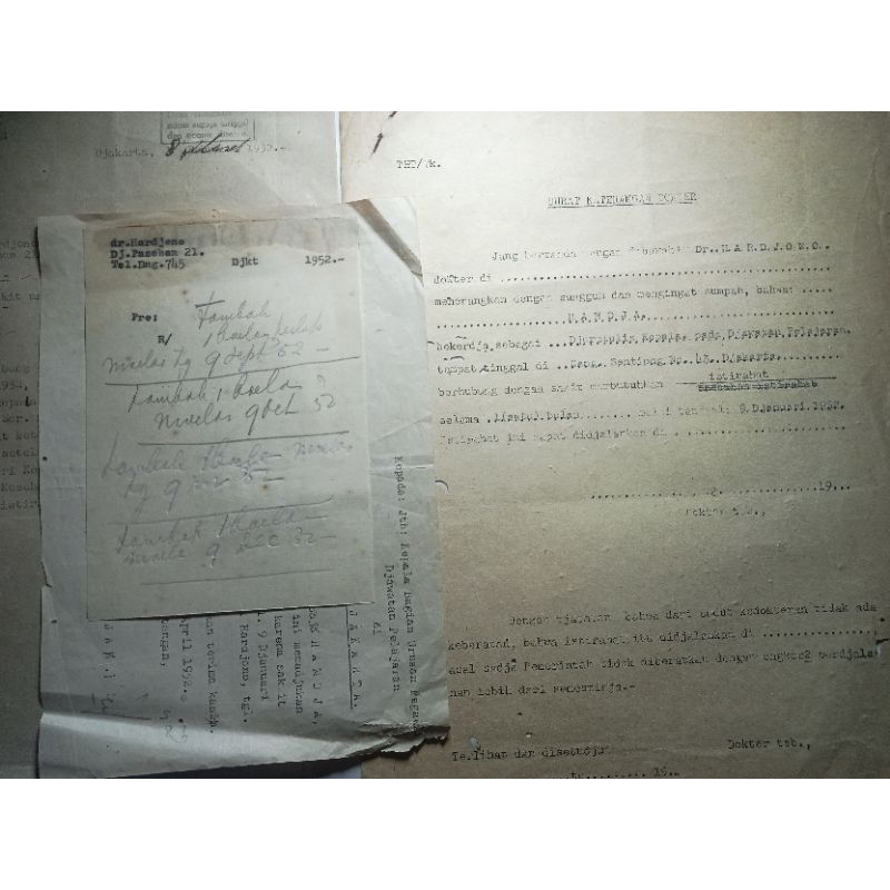 dokumen tua resep dan surat keterangan dokter, permohonan istirahat tahun 1952