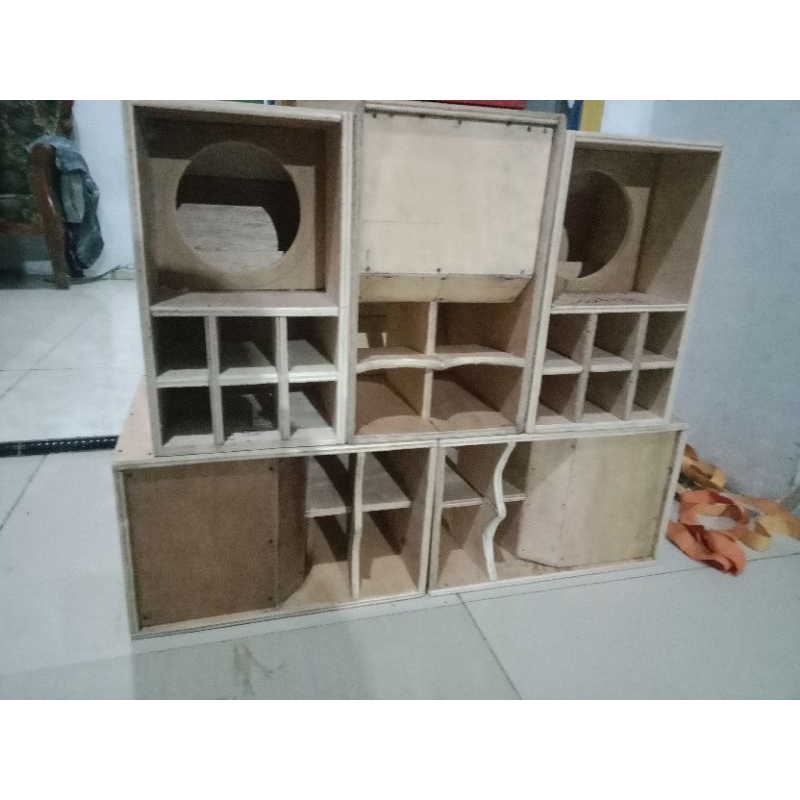Box miniatur 6 inch