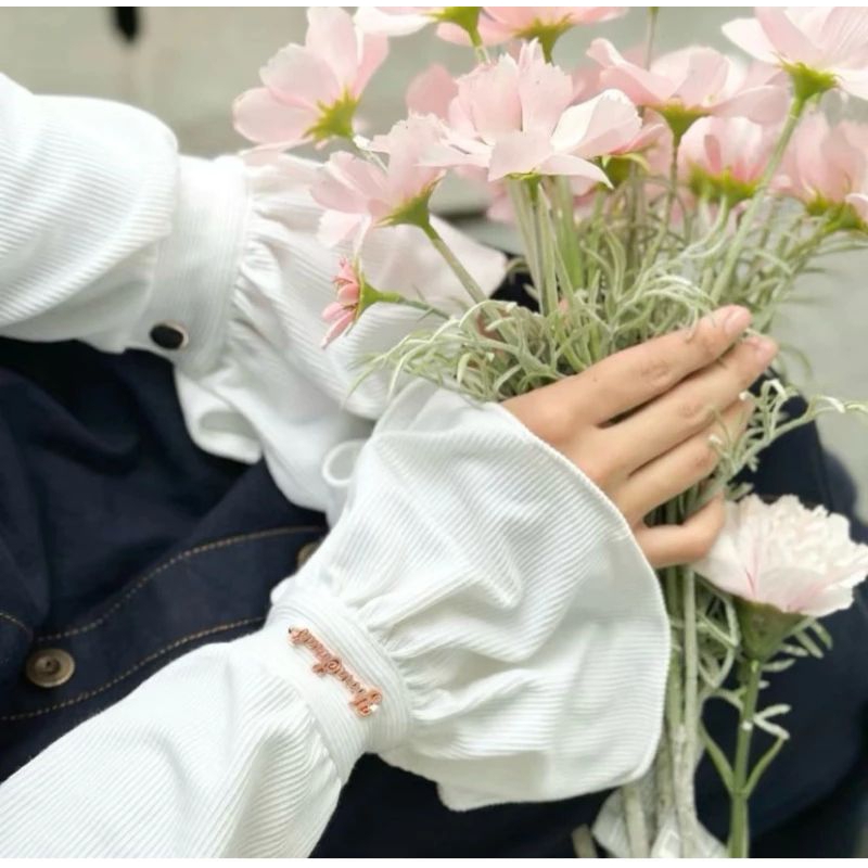 Monic Zipper Abaya by Yoora Sarah