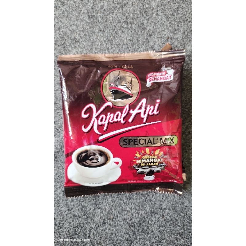 

KOPI SACHET KAPAL API SPECIAL MIX, GULA AREN, FRESCO