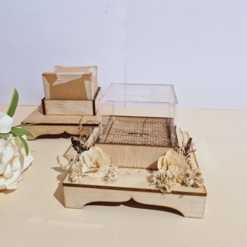 

KOTAK CINCIN PERNIKAHAN / BOX CINCIN TUNANGAN BAHAN KAYU TUTUP ACRYLIk gaya rustic