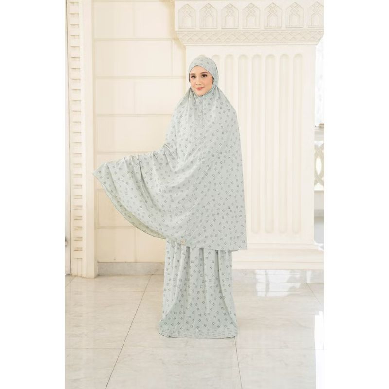 Klamby Prayer set mint new