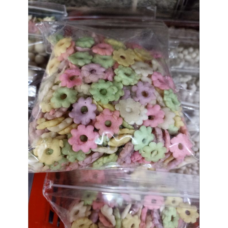 

ALEN - ALEN GURIH RENYAH / JAJANAN JADUL