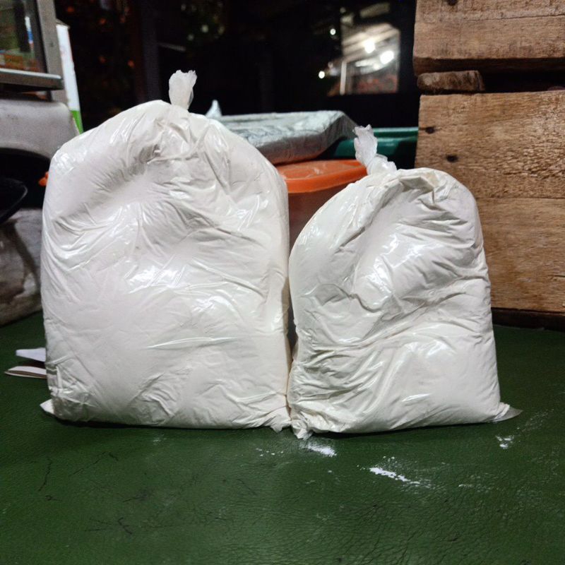 

Tepung terigu cakra kembar murah original 250g-1000g