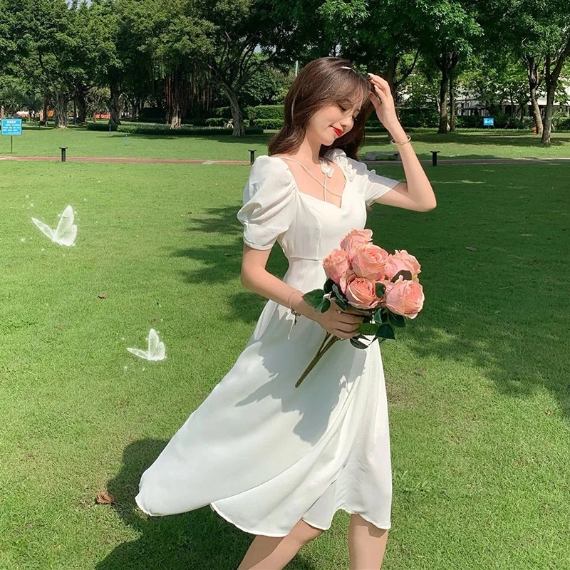 TERLARIS EMITA BLOOM summer white midi dress kekinian baju putih natal pantai wanita muslimah import