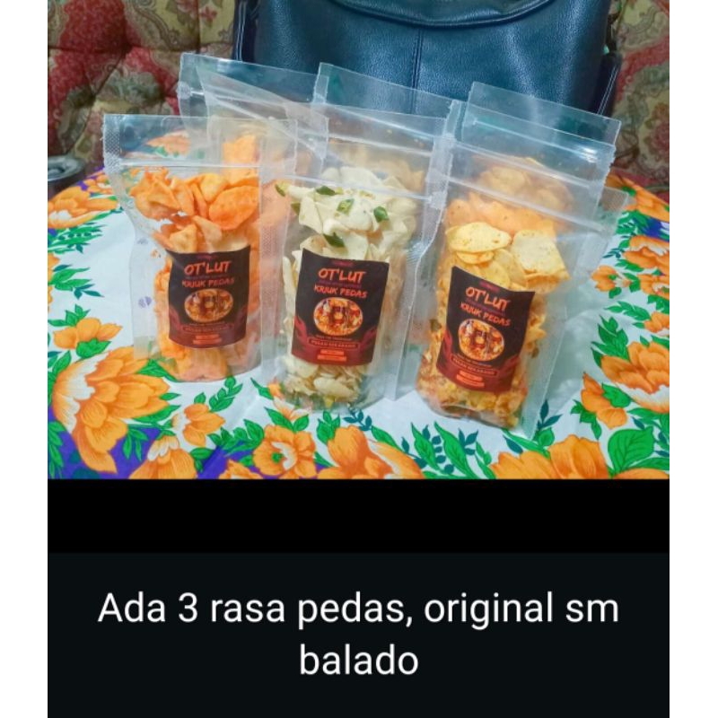 

keripik *OT'LUT (Otak otak luthfia) KRIUK PEDAS*, ada 3 rasa, pedas, Original sm balado