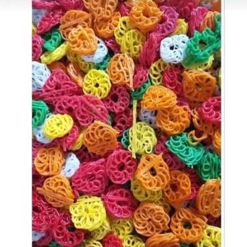 

krupuk warna mentah