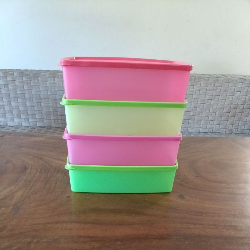 Kotak Tempat Kue dan Aneka Makanan Serbaguna Tupperware  Pak N Store