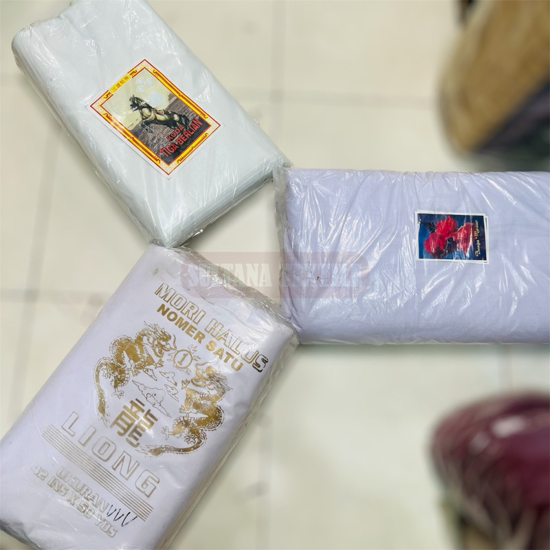1 roll Kain Mori / kain putih / Kaci / Belacu / kain Ihram / Membungkus Jenazah - Harga  roll