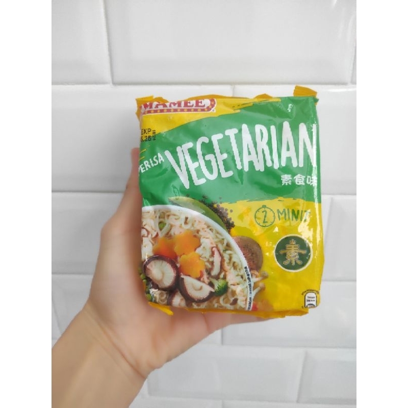 

mie instan vegetarian mamee mie (Malaysia)