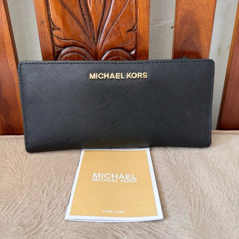MK Wallet Preloved