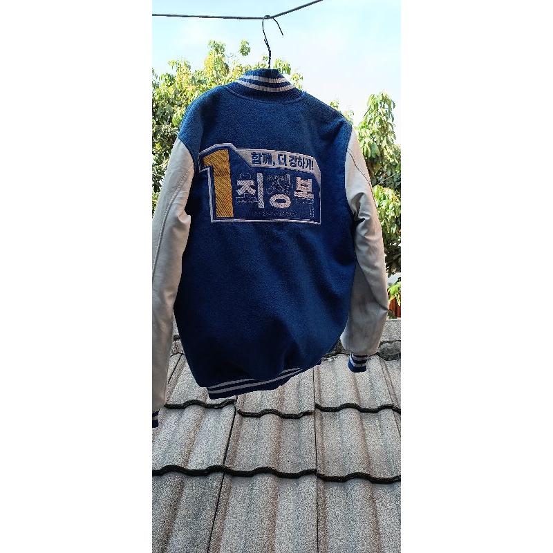 jaket korea varsity kulit
