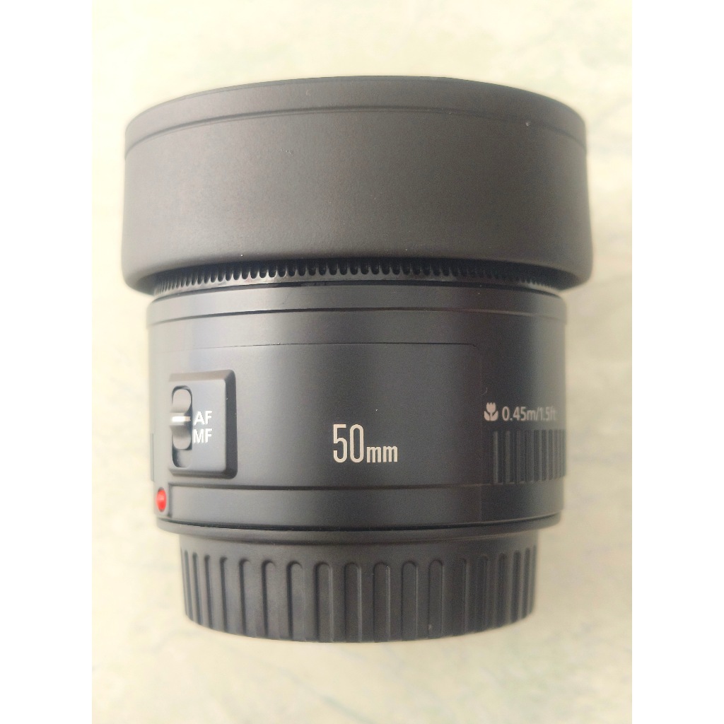 Lensa DSLR Canon 50mm
