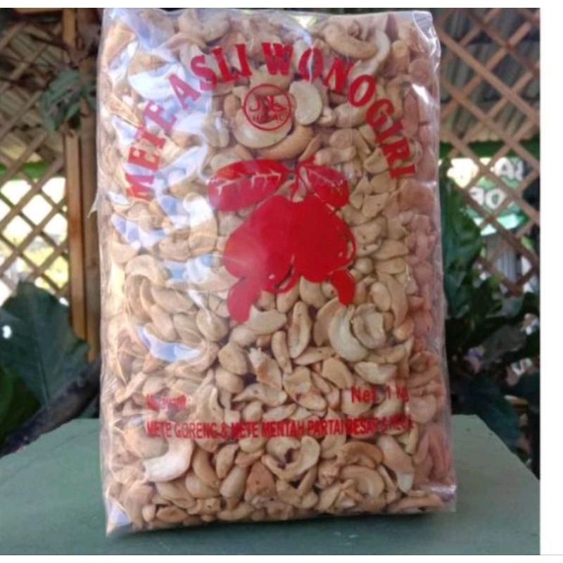 

Kacang Mete asli Wonogiri