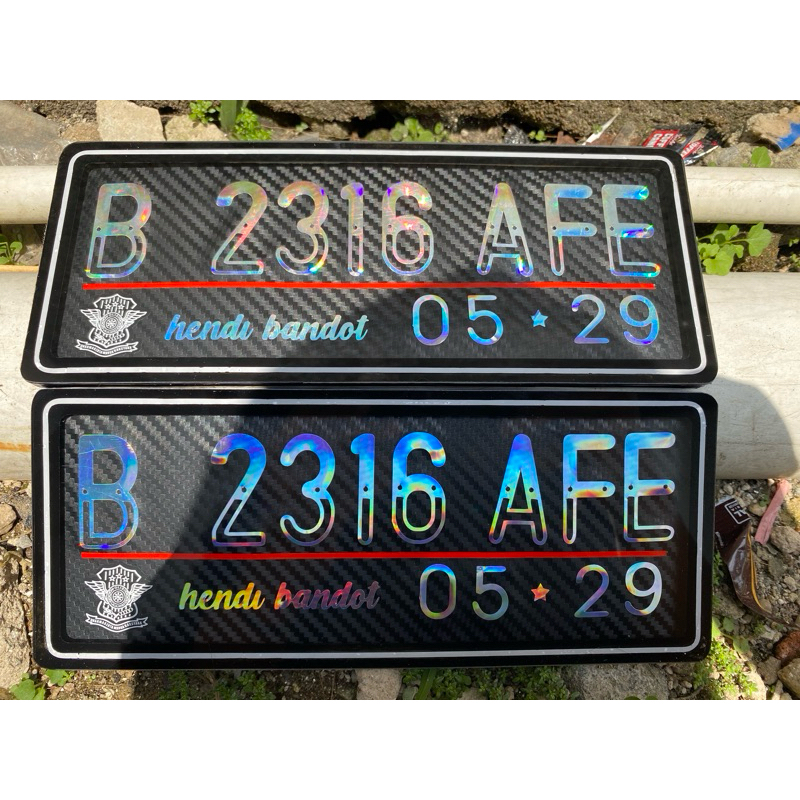 plat nomor motor akrilik  carbon hitam hologram