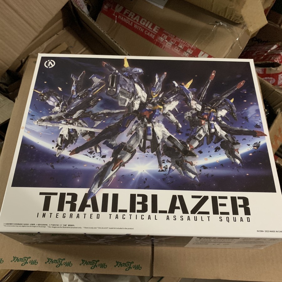 Infinite Dimension x Supernova IN ERA + MG 1/100 Trailblazer Model Kit