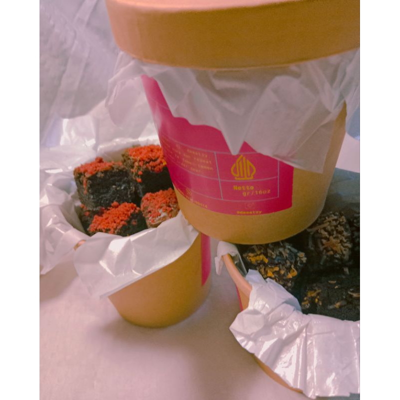 

fudgy brownies | mini fudgy | fudgy bites | hampers | @deeatzy