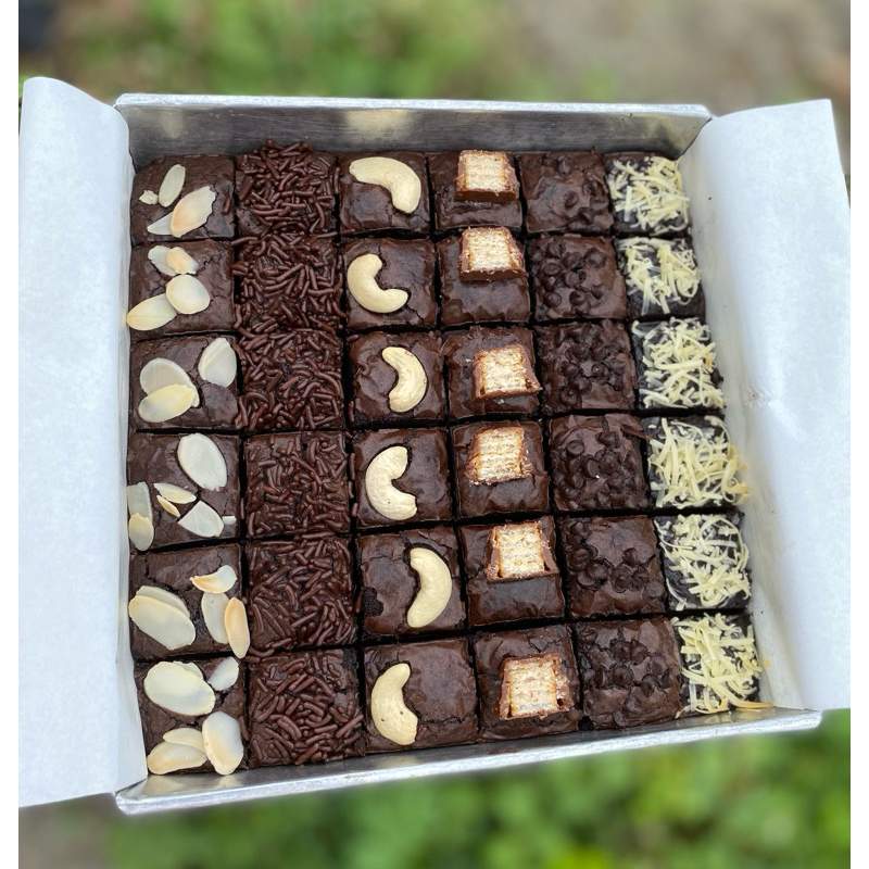 

Brownies Panggang Sekat by feedyfoodie Fudgy Brownies